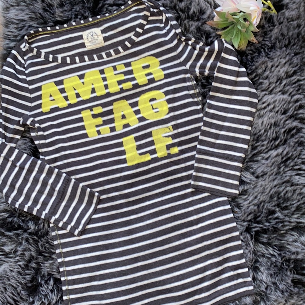 American Eagle 3/4 Vintage Tee